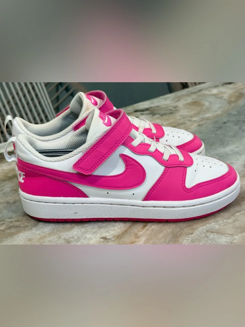 Girls NIKE Court Borough Low Pink & White Casual Sneakers- Size 2